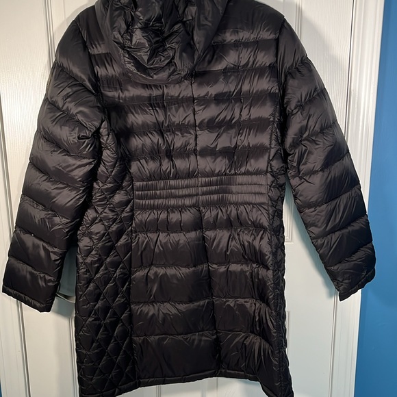Michael Kors NWOT three-quarter puffer jacket with storage bag black size large - Picture 5 of 9